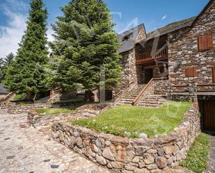 Exterior view of Single-family semi-detached for sale in Naut Aran  with Heating, Private garden and Parquet flooring
