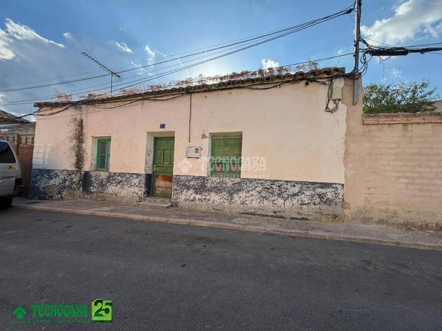 Casa adosada en Venta en Noez