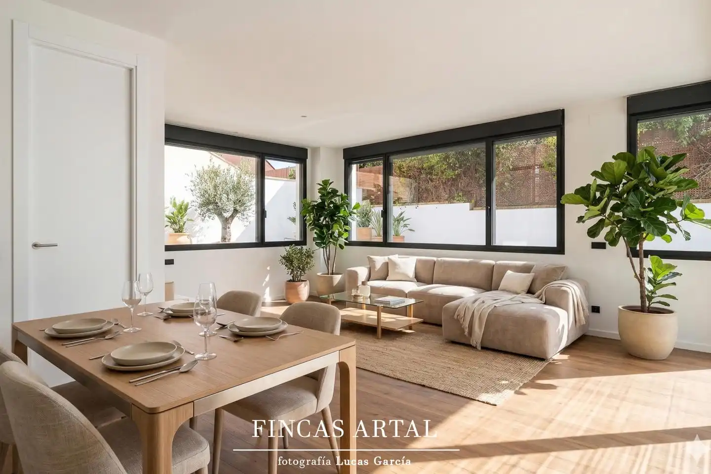 Sala de estar de Casa o chalet en venta en Zaragoza con Aire acondicionado, Calefacción y Jardín privado