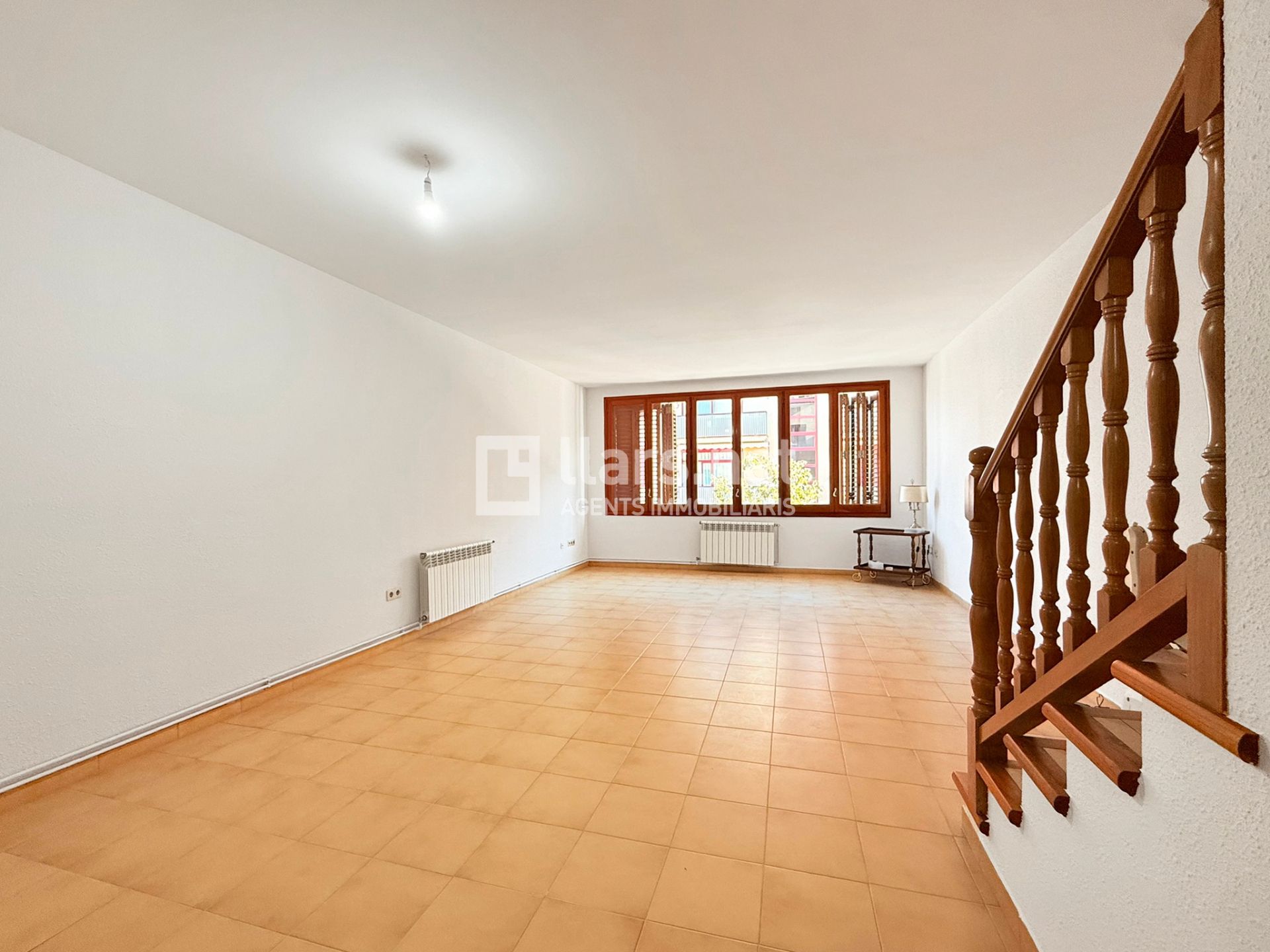 Casa adosada en venda en Vilanova i la Geltrú amb Aire condicionat, Calefacció i Terrassa