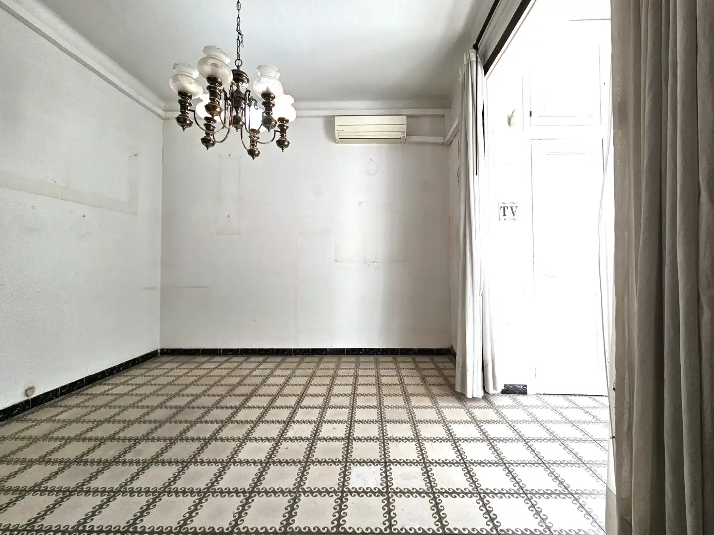 Sala d'estar de Pis en venda en Barcelona amb Calefacció
