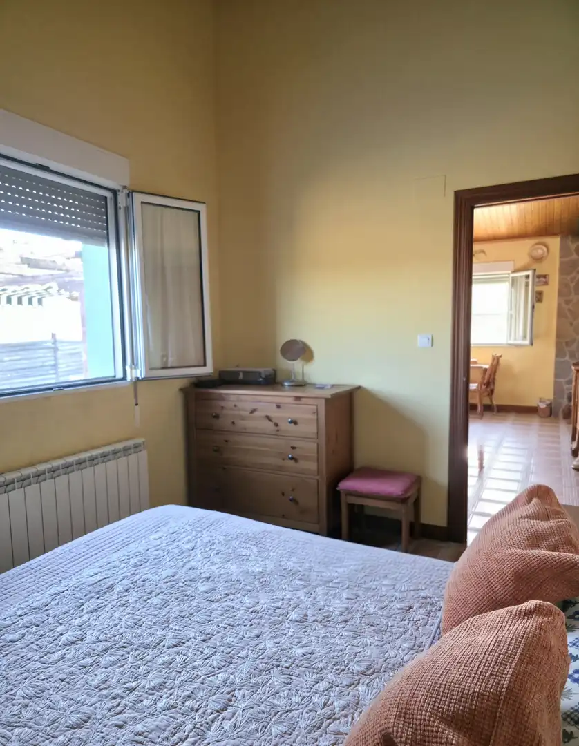 Bedroom of Houses for sale in Salinas de Pisuerga  with Private garden, Storage room and Swimming Pool