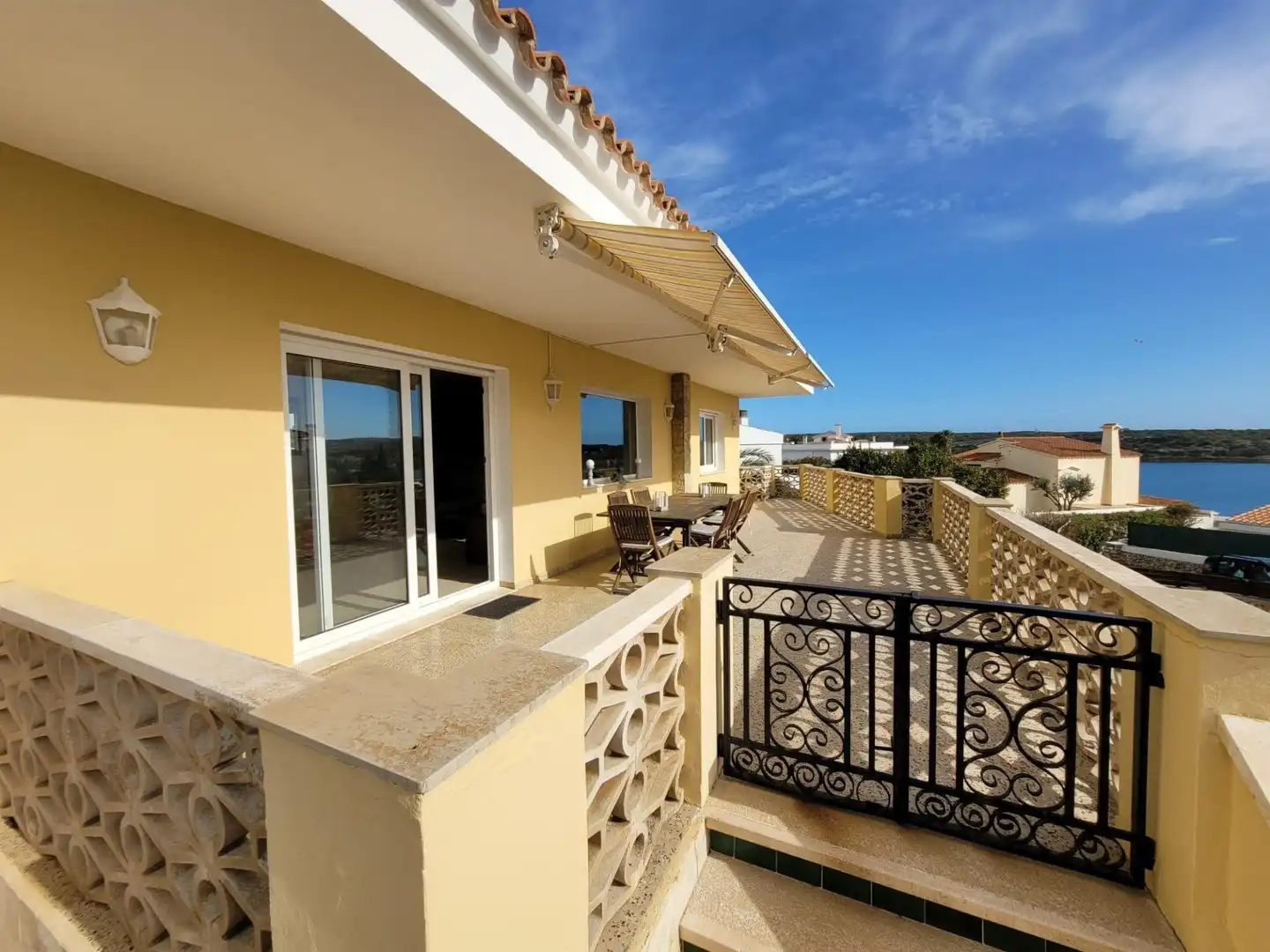 Terrassa de Casa o xalet en venda en Es Castell amb Calefacció, Terrassa i Piscina
