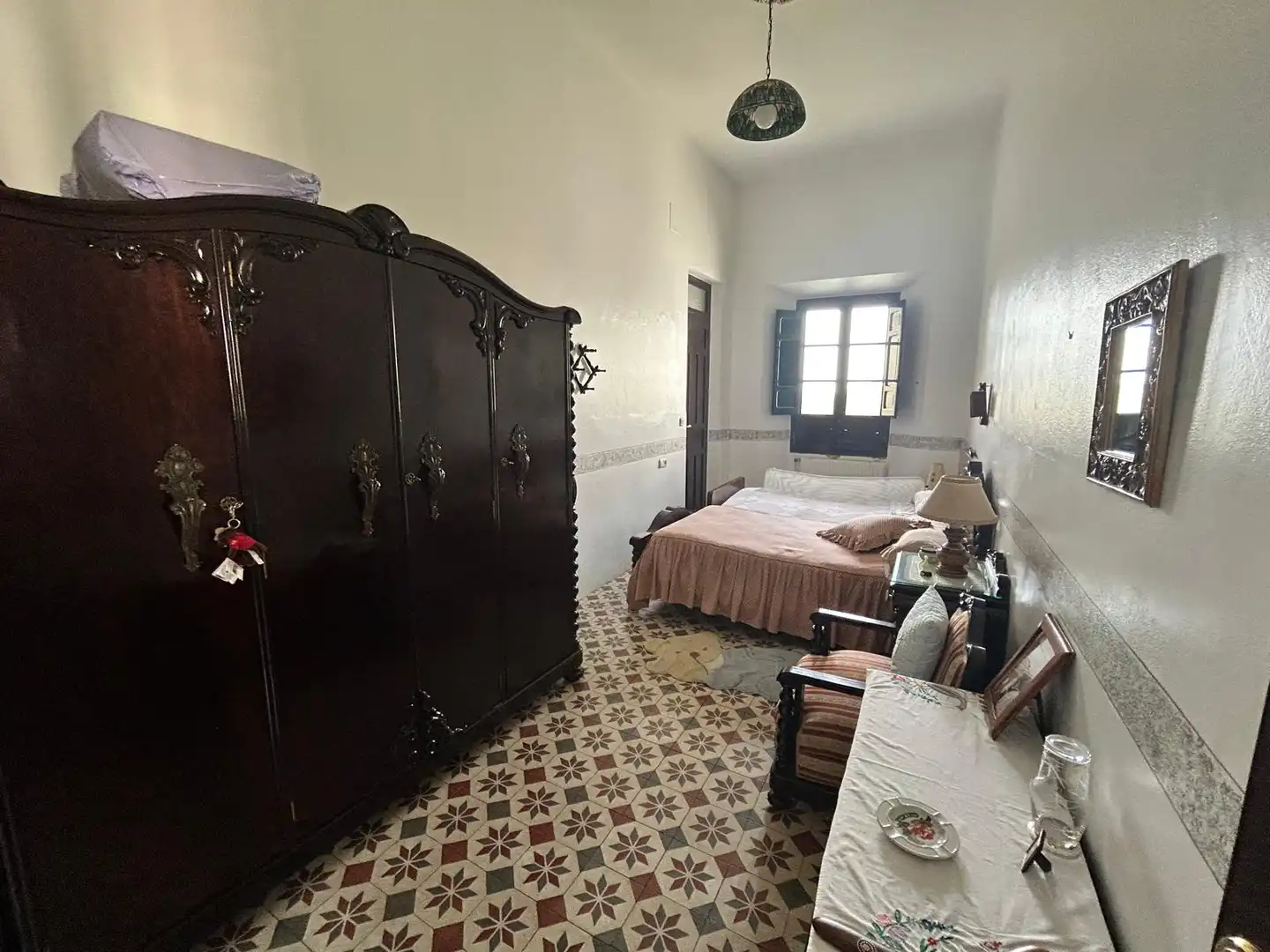 Dormitori de Finca rústica en venda en Medellín amb Jardí privat, Terrassa i Traster
