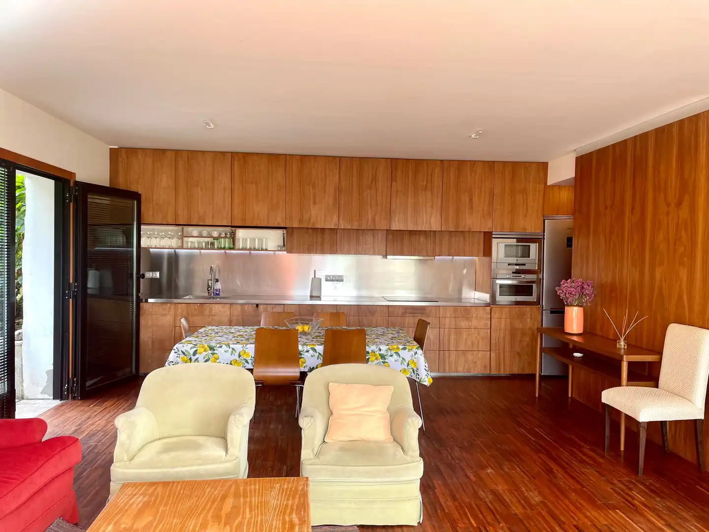 Cocina de Casa o chalet de alquiler en Cangas  con Jardín privado, Parquet y Terraza