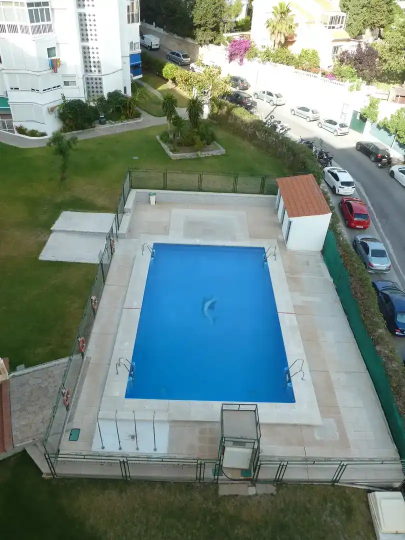 Schwimmbecken von Wohnung zur Miete in Rincón de la Victoria mit Klimaanlage und Schwimmbad