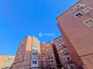 Piso con ascensor en venta en Ciudad Lineal
