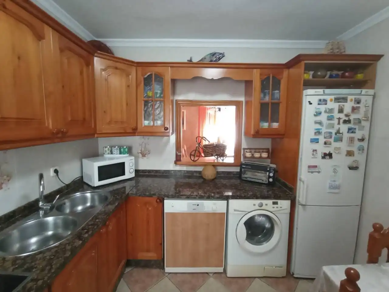 Cocina de Casa o chalet en venta en Manilva con Aire acondicionado, Calefacción y Terraza