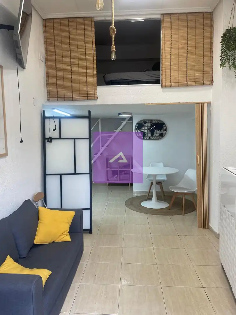 Local en venta en Valencia con Aire acondicionado y Amueblado