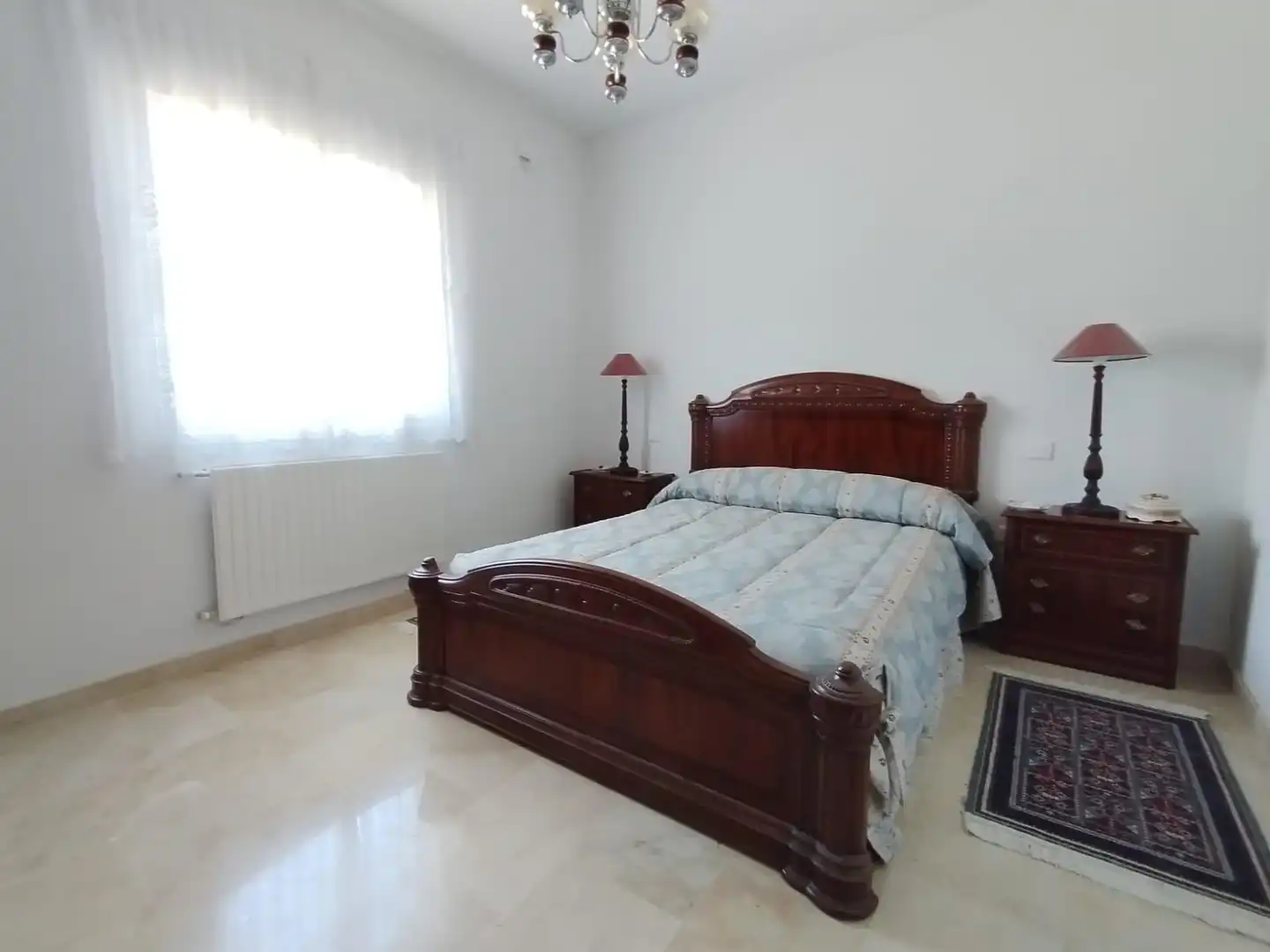 Dormitori de Casa o xalet en venda en Cáceres amb Aire condicionat, Calefacció i Jardí privat