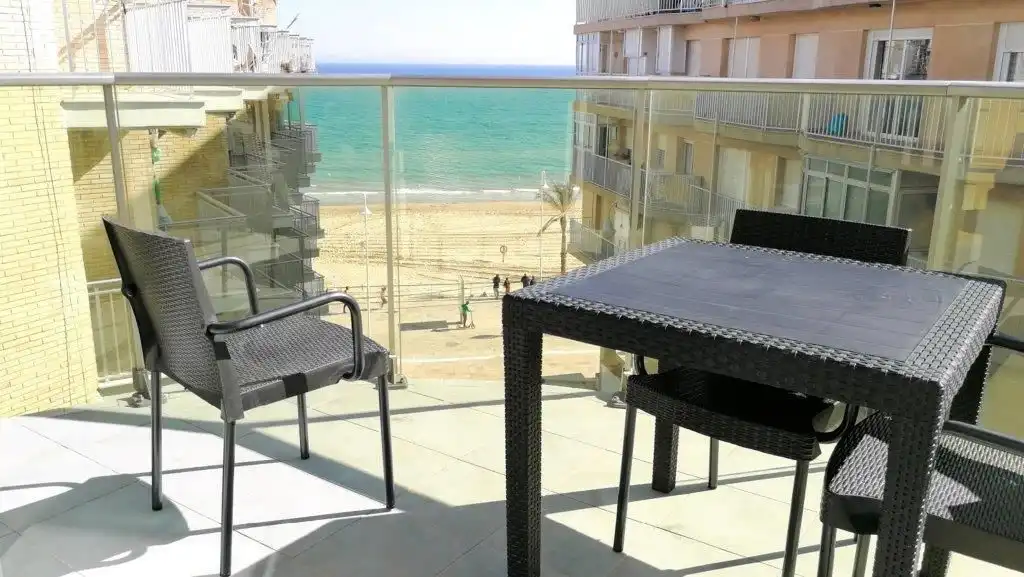 Terrasse von Wohnung zur Miete in Guardamar del Segura mit Klimaanlage, Terrasse und Möbliert