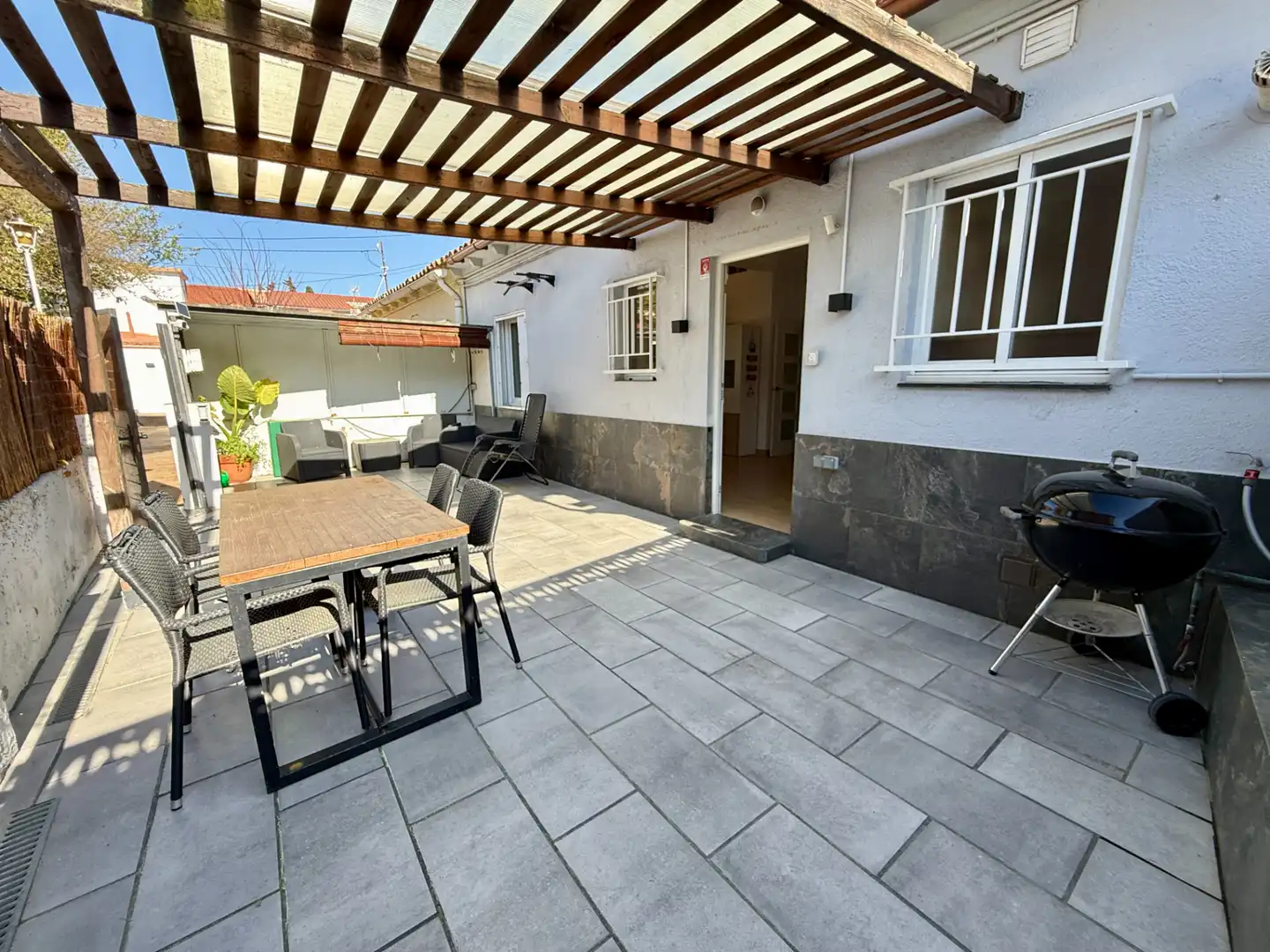 Terraza de Casa adosada en venta en Barcelona con Aire acondicionado, Calefacción y Jardín privado
