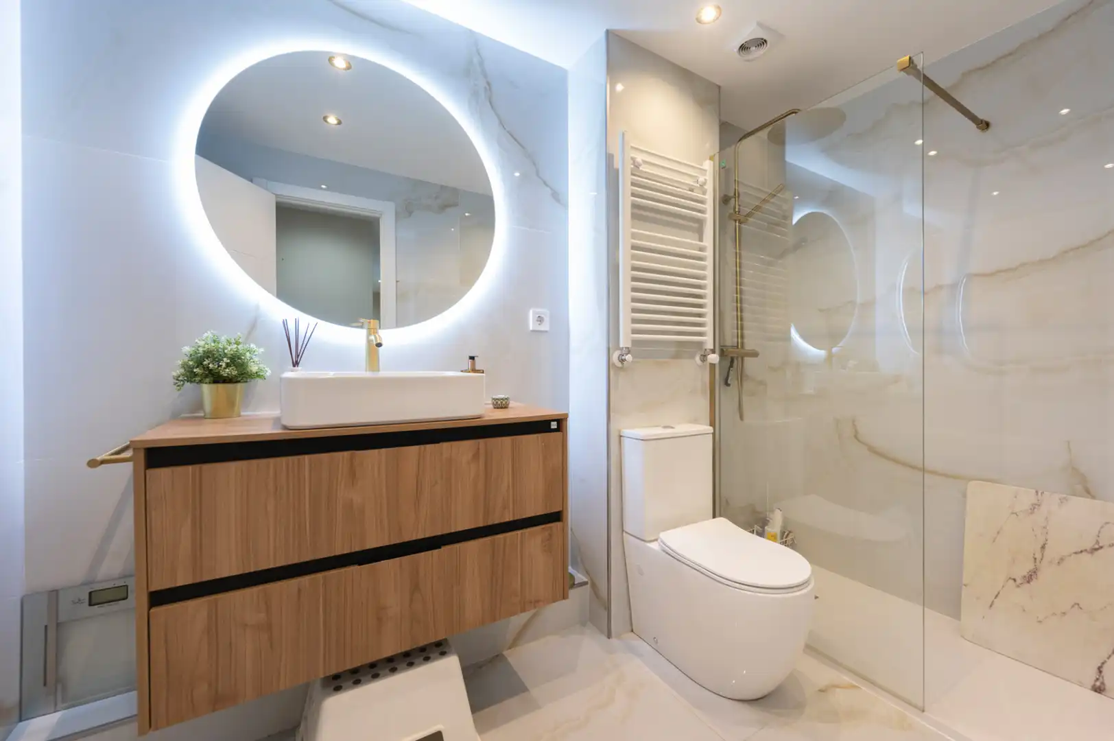 Baño de Piso en venta en Colmenar Viejo con Calefacción, Terraza y Piscina comunitaria
