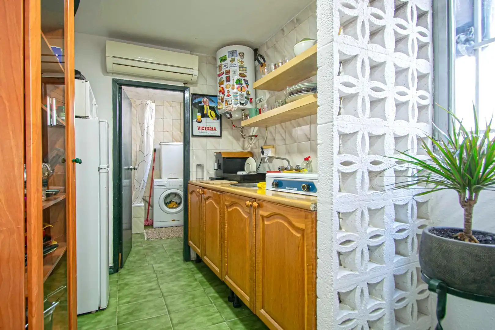 Kitchen of Buildings for sale in Sevilla