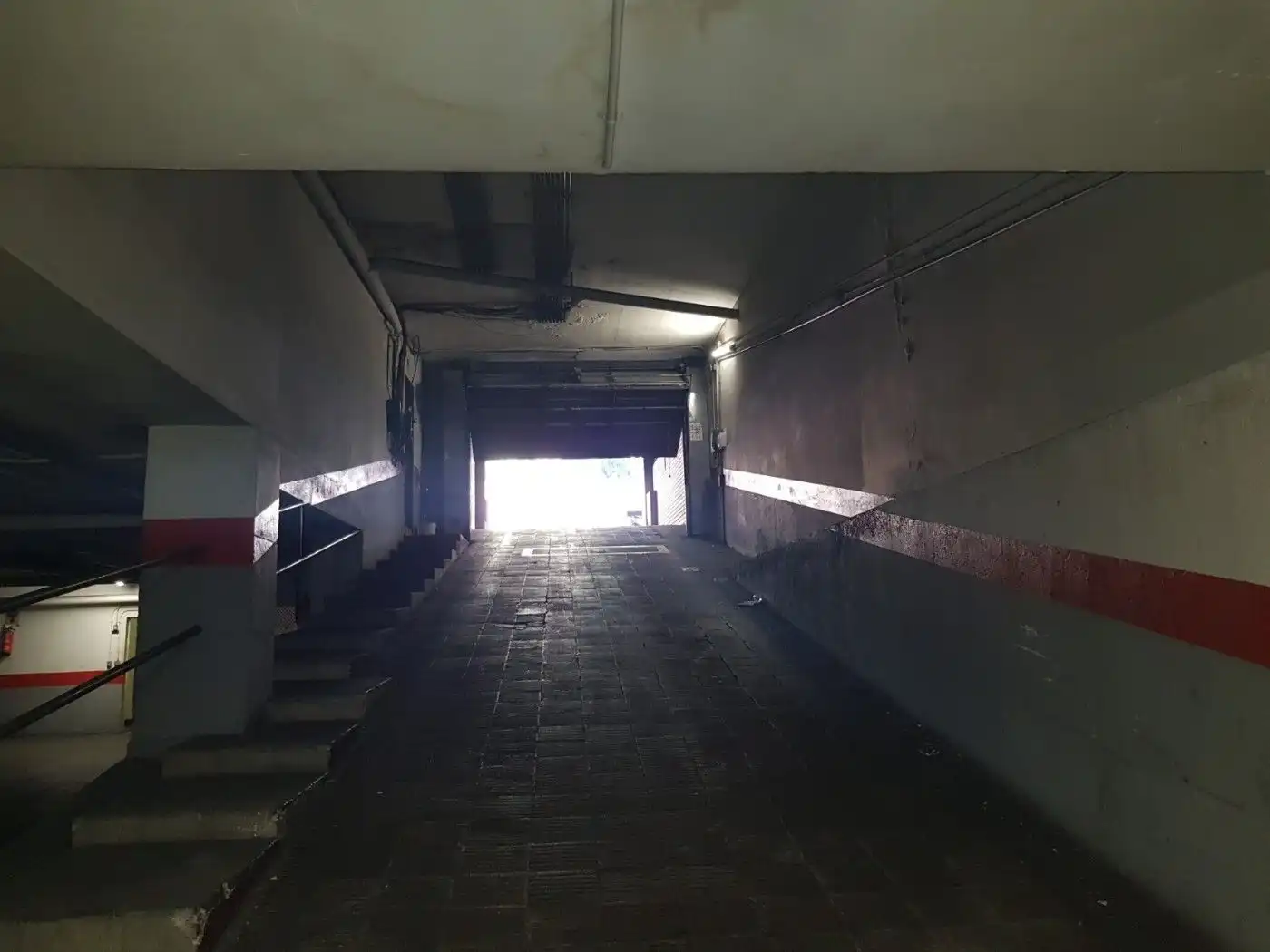 Garaje de alquiler en Carrer de Pi i Margall, 26, El Camp d'en Grassot i Gràcia Nova