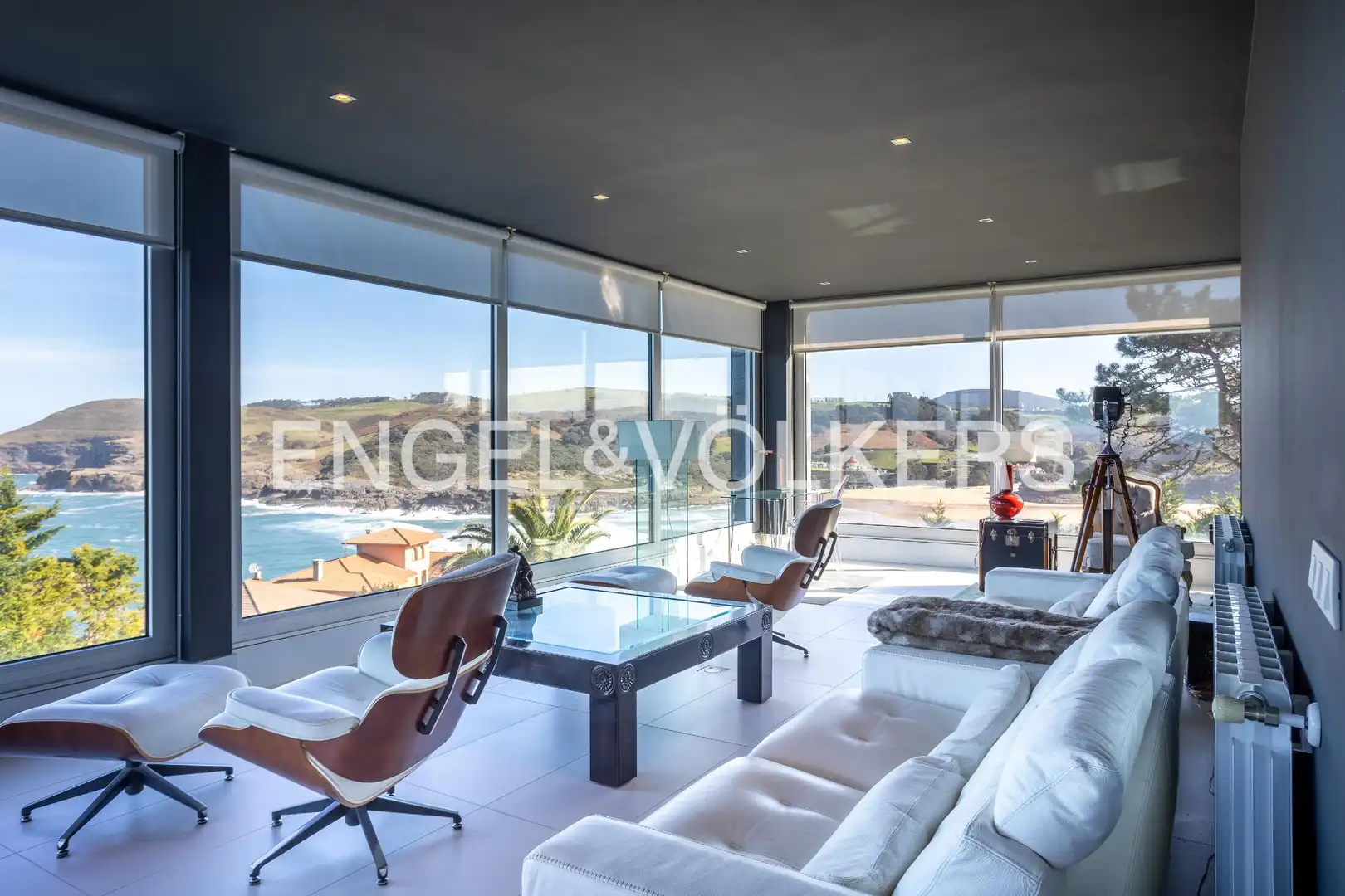 Sala de estar de Casa o chalet en venta en Bareyo con Calefacción, Jardín privado y Terraza