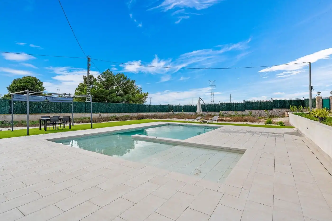 Piscina de Casa o xalet en venda en Elche / Elx amb Jardí privat, Terrassa i Piscina