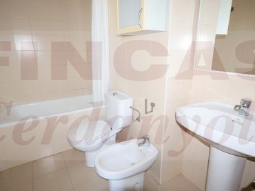 Piso con piscina en venta en Serraparera