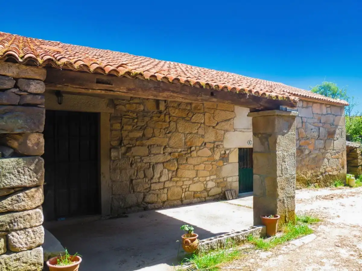Vista exterior de Casa o chalet en venta en Rodeiro con Jardín privado y Amueblado
