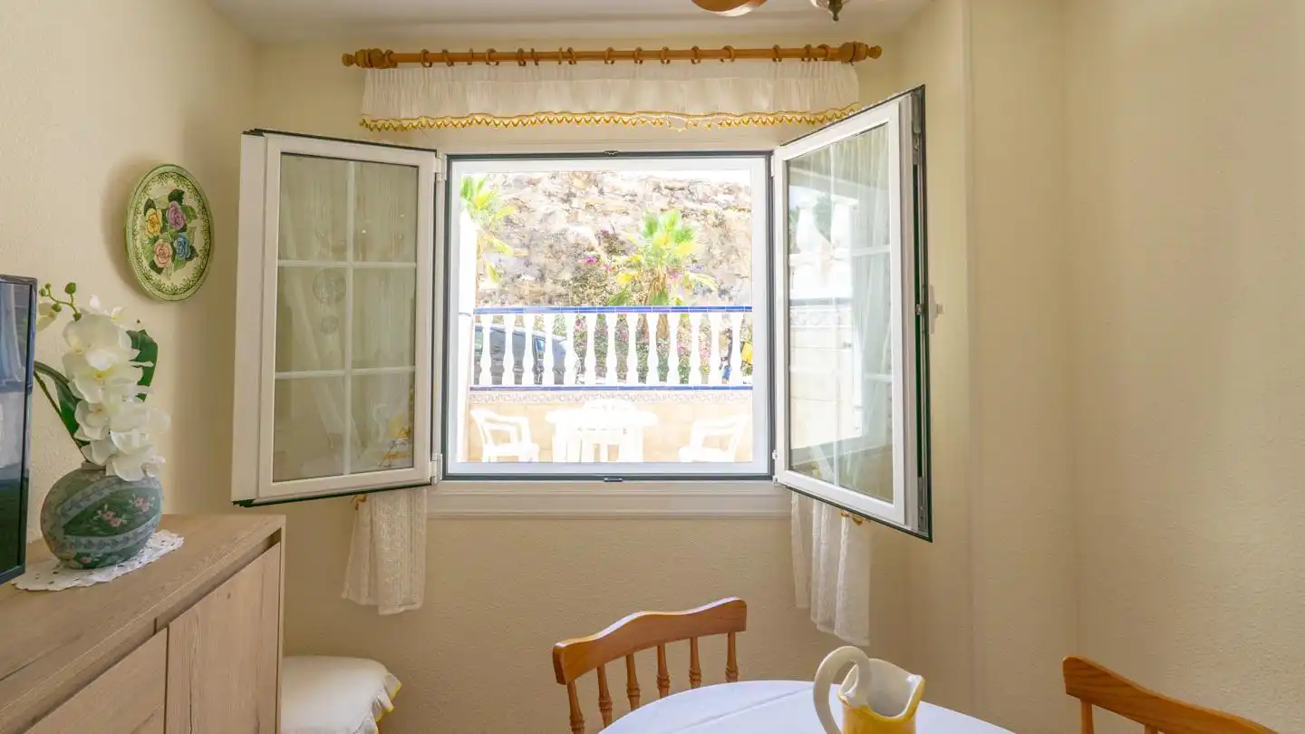 Habitación de Casa adosada en venta en Santa Pola con Terraza, Piscina y Amueblado