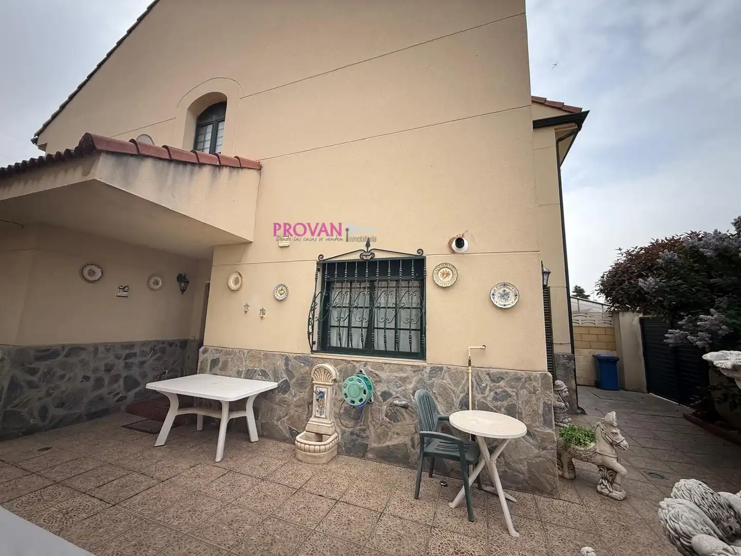 Detached homes for sale in Loeches  with Heating, Private garden and Storage room