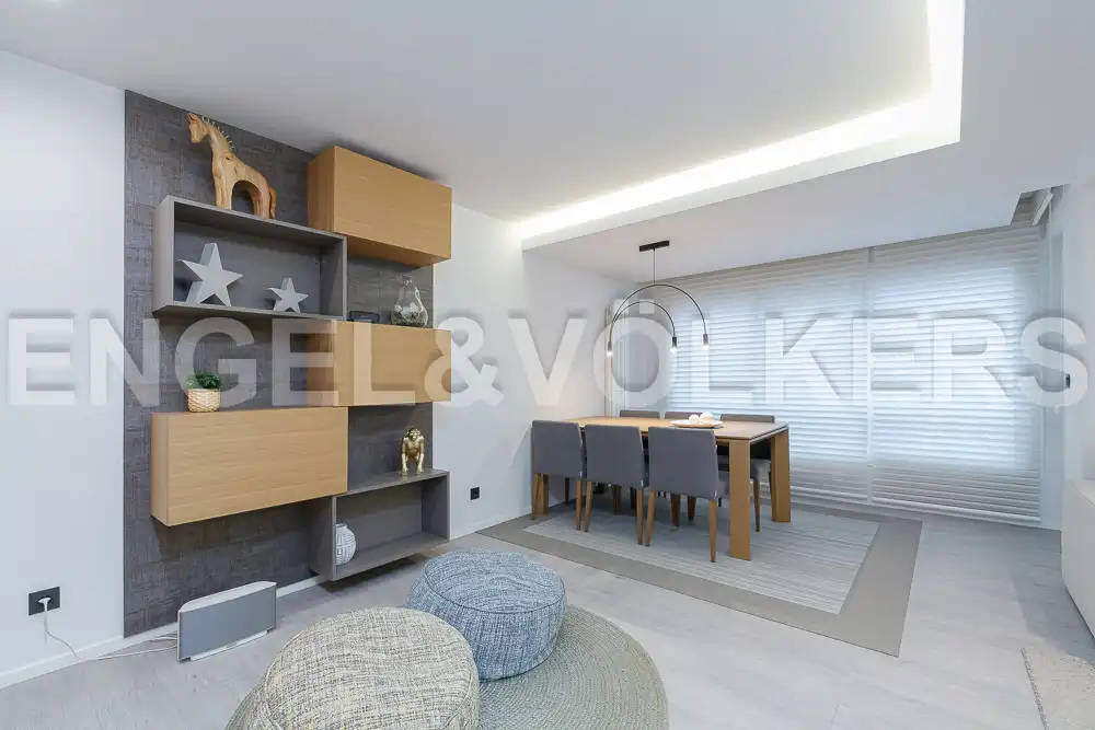 Sala d'estar de Pis en venda en Vigo  amb Calefacció