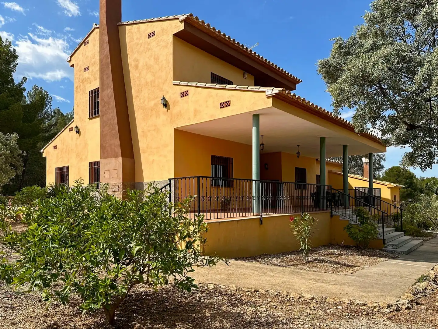 Exterior view of Country homes for sale in Useras /  Les Useres  with Private garden, Terrace and Storage room