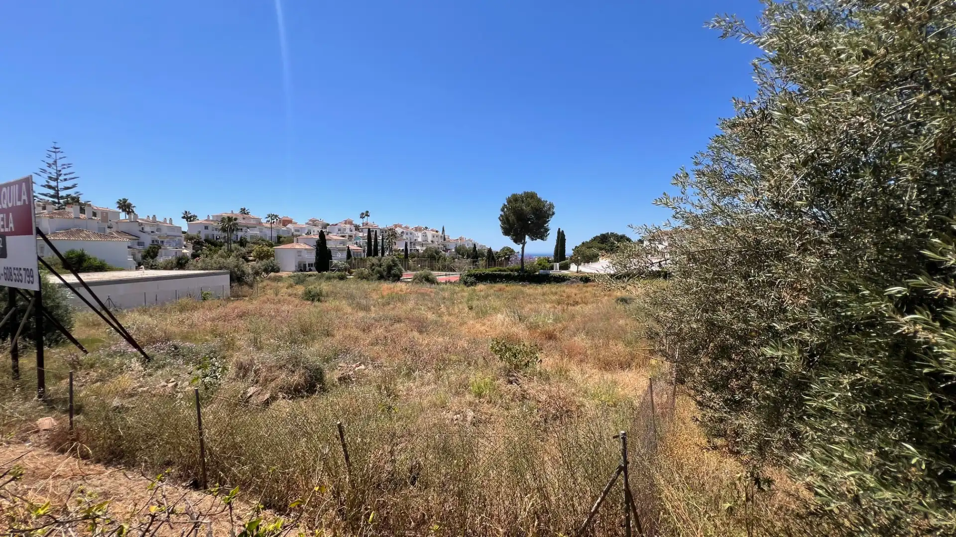 Industrial land for sale in Torrox Park