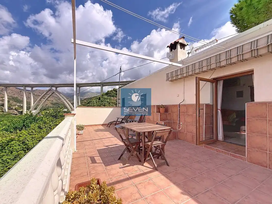 Vista exterior de Finca rústica en venta en Almuñécar con Aire acondicionado, Jardín privado y Terraza