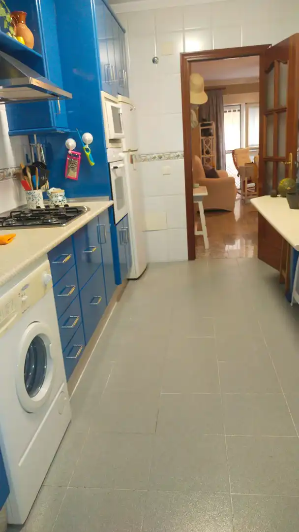 Flat with lift to rent in Calle Poeta Salvador Rueda, imagen 3