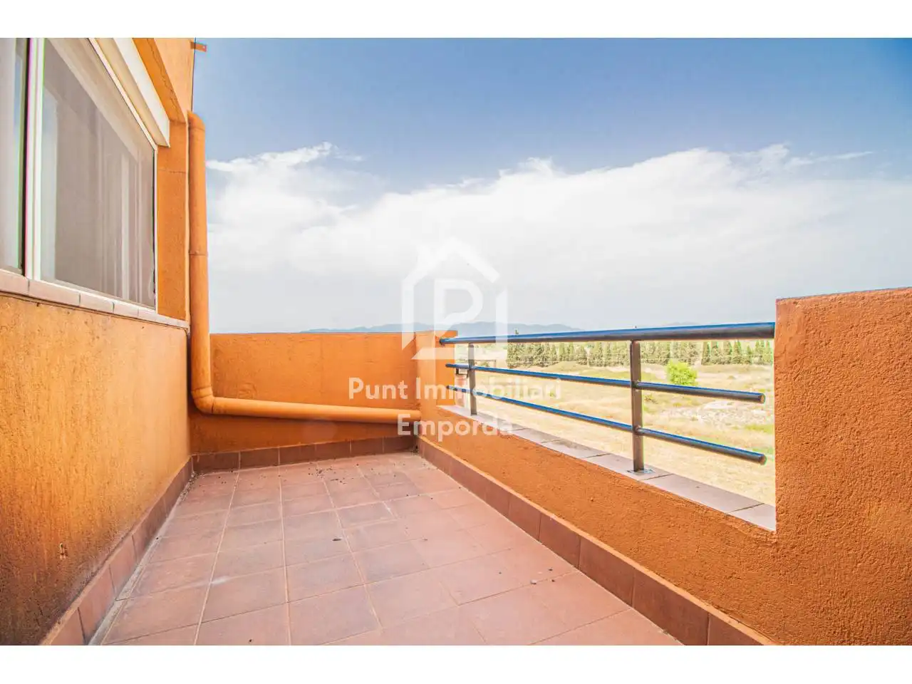 Terraza de Dúplex en venta en Figueres con Terraza