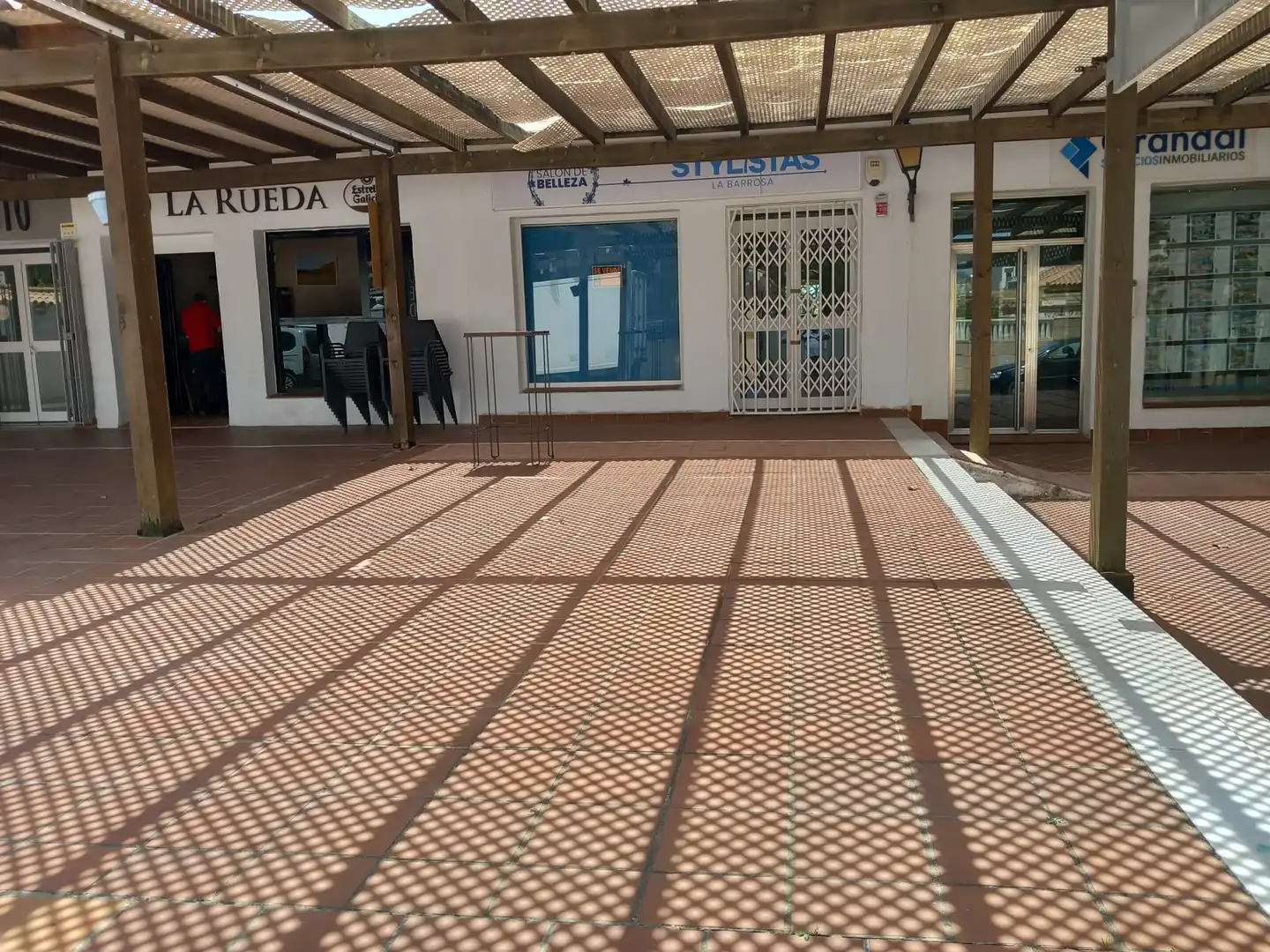 Local comercial en venta en La Barrosa