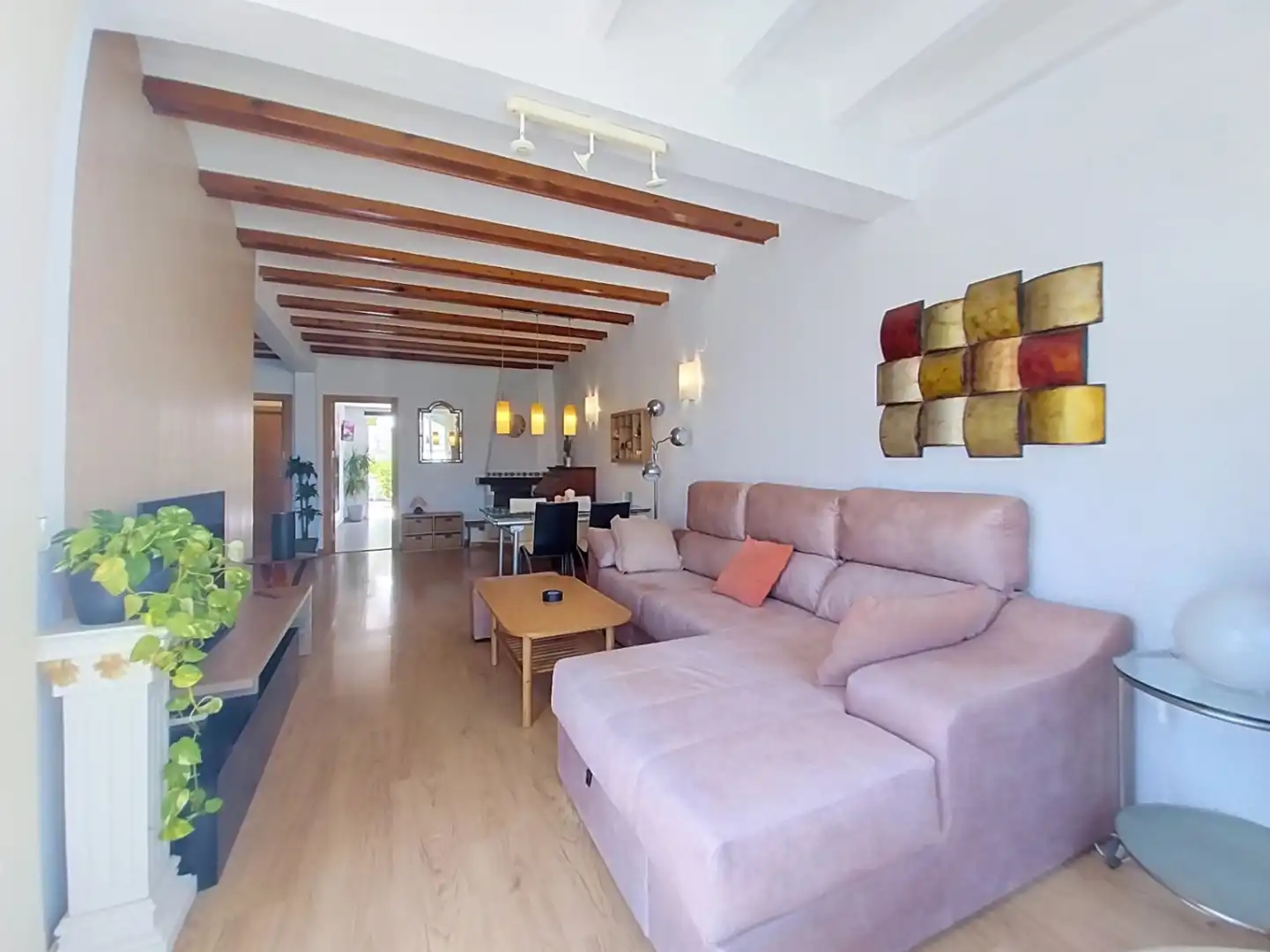 Sala d'estar de Casa o xalet en venda en L'Alfàs del Pi amb Aire condicionat, Jardí privat i Terrassa