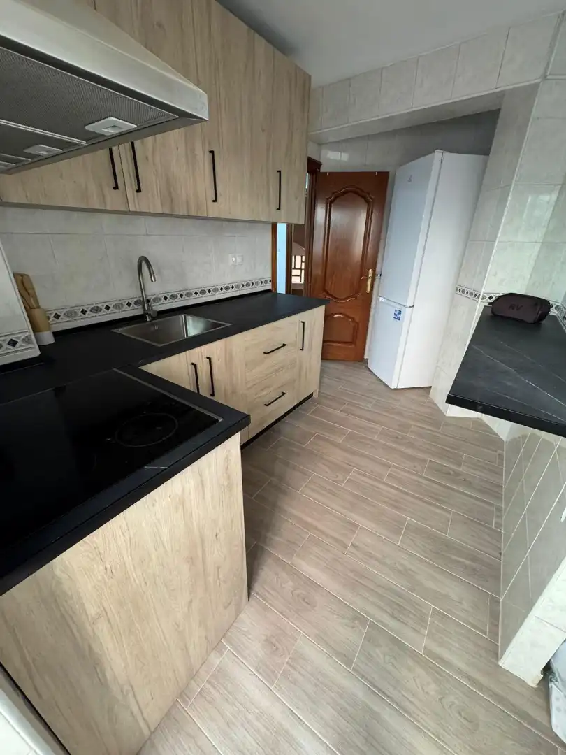 Flat for sale in Calle Doctor Enrique Hernández 15, imagen 2