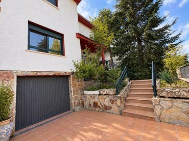 Terraced house for sale in antilope