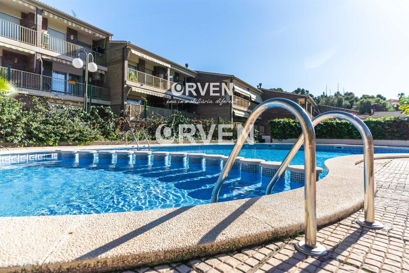 Swimming pool of Single-family semi-detached for sale in  Tarragona Capital  with Air Conditioner, Heating and Terrace