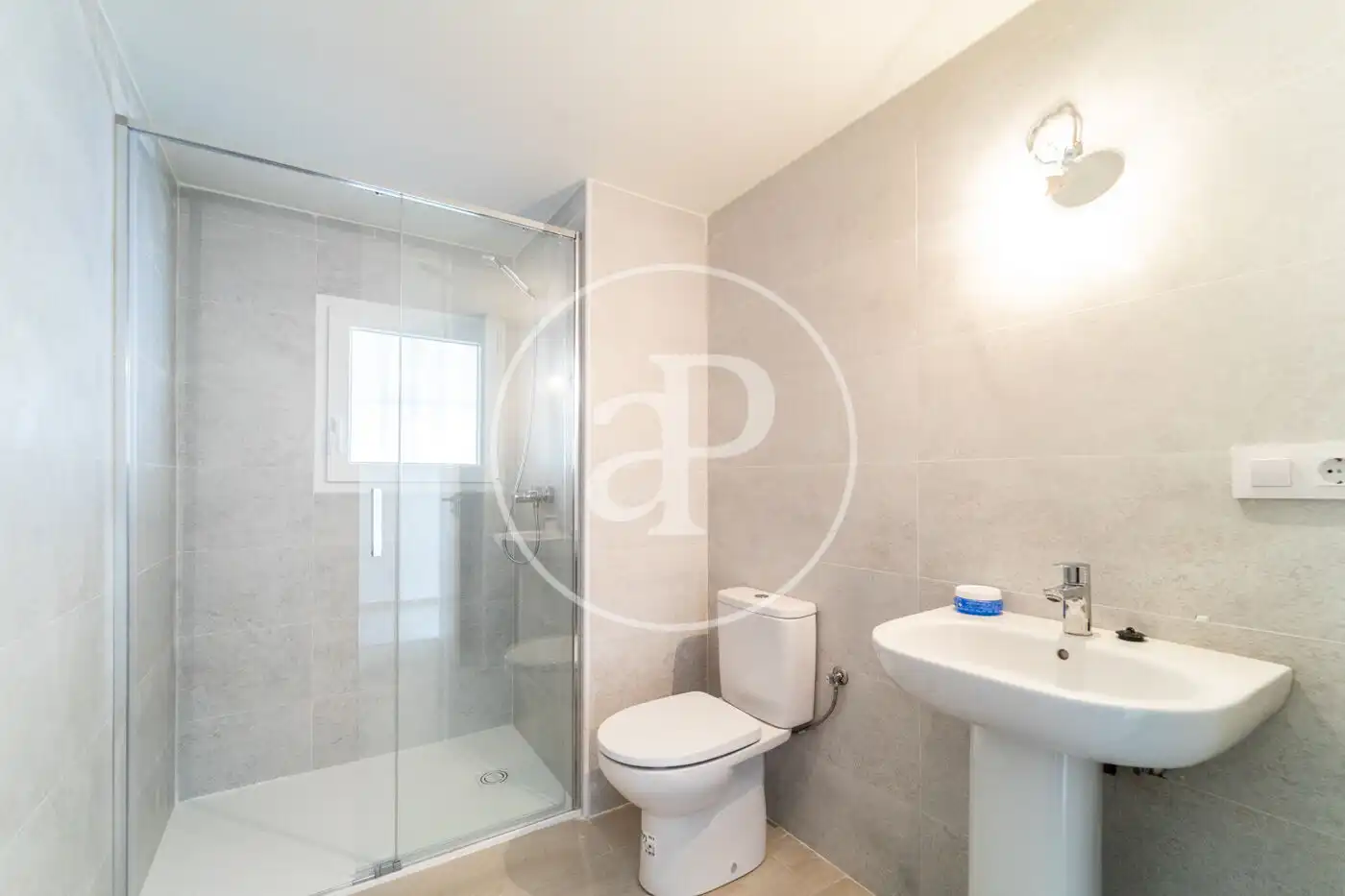 Bathroom of Houses for sale in Dénia  with Air Conditioner, Heating and Private garden