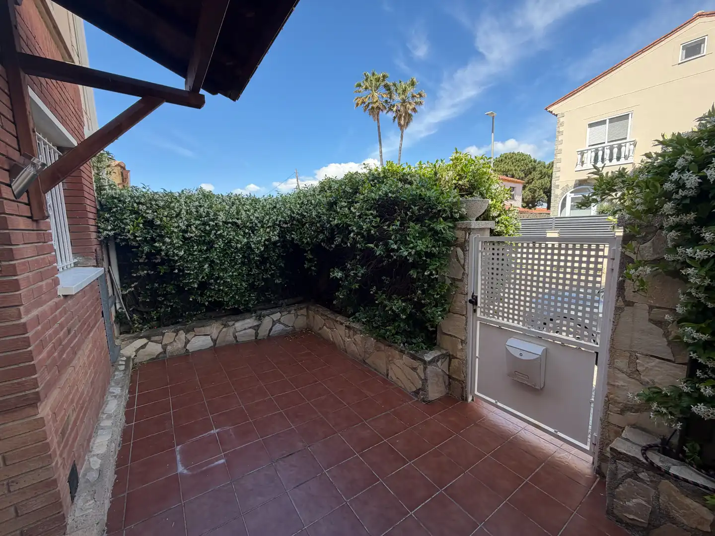 Semi-detached house with terrace for sale in Carrer Castell de Prades 10, imagen 9