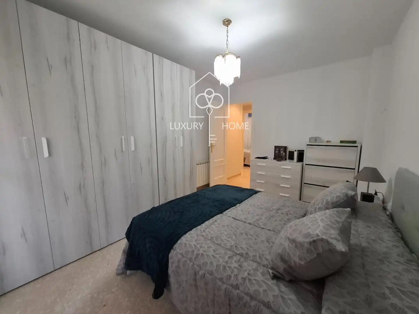 Habitación de Piso en venta en Viladecans con Aire acondicionado, Calefacción y Terraza
