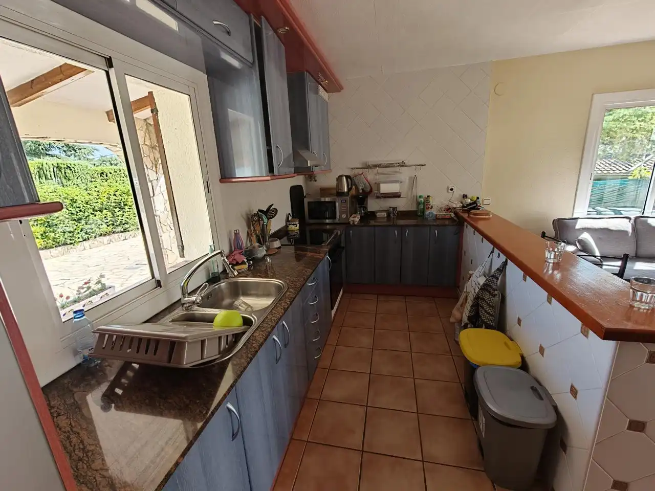 Cuina de Casa o xalet en venda en Caldes de Malavella amb Aire condicionat, Calefacció i Jardí privat