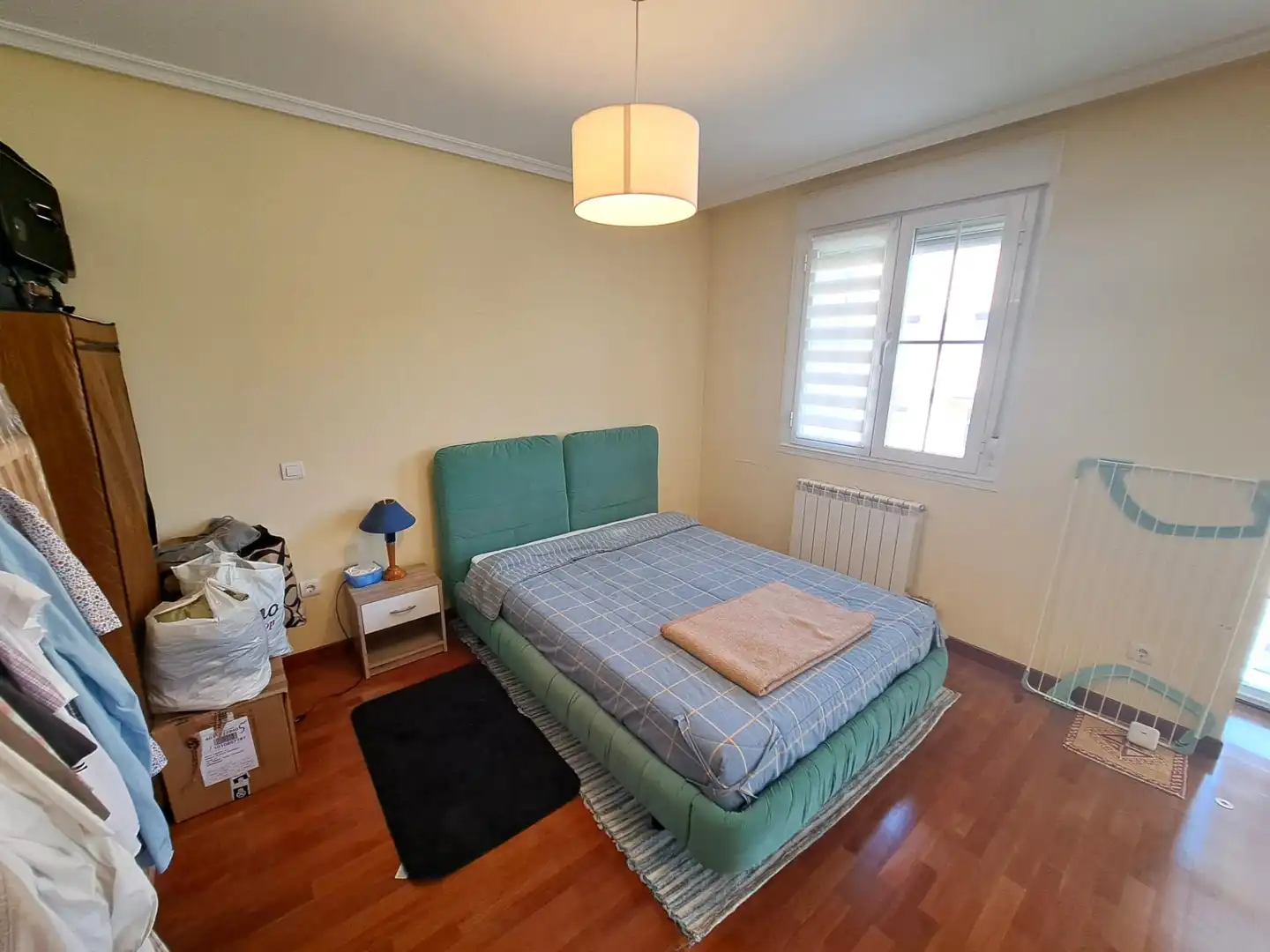 Schlafzimmer von Einfamilien-Reihenhaus zum Verkauf in Zarratón mit Heizung, Terrasse und Möbliert