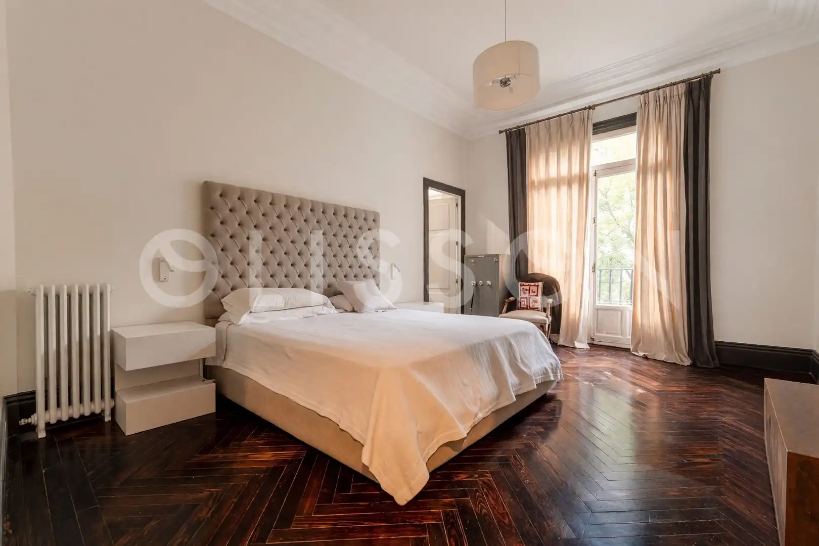 Schlafzimmer von Wohnung zum Verkauf in Chamberí