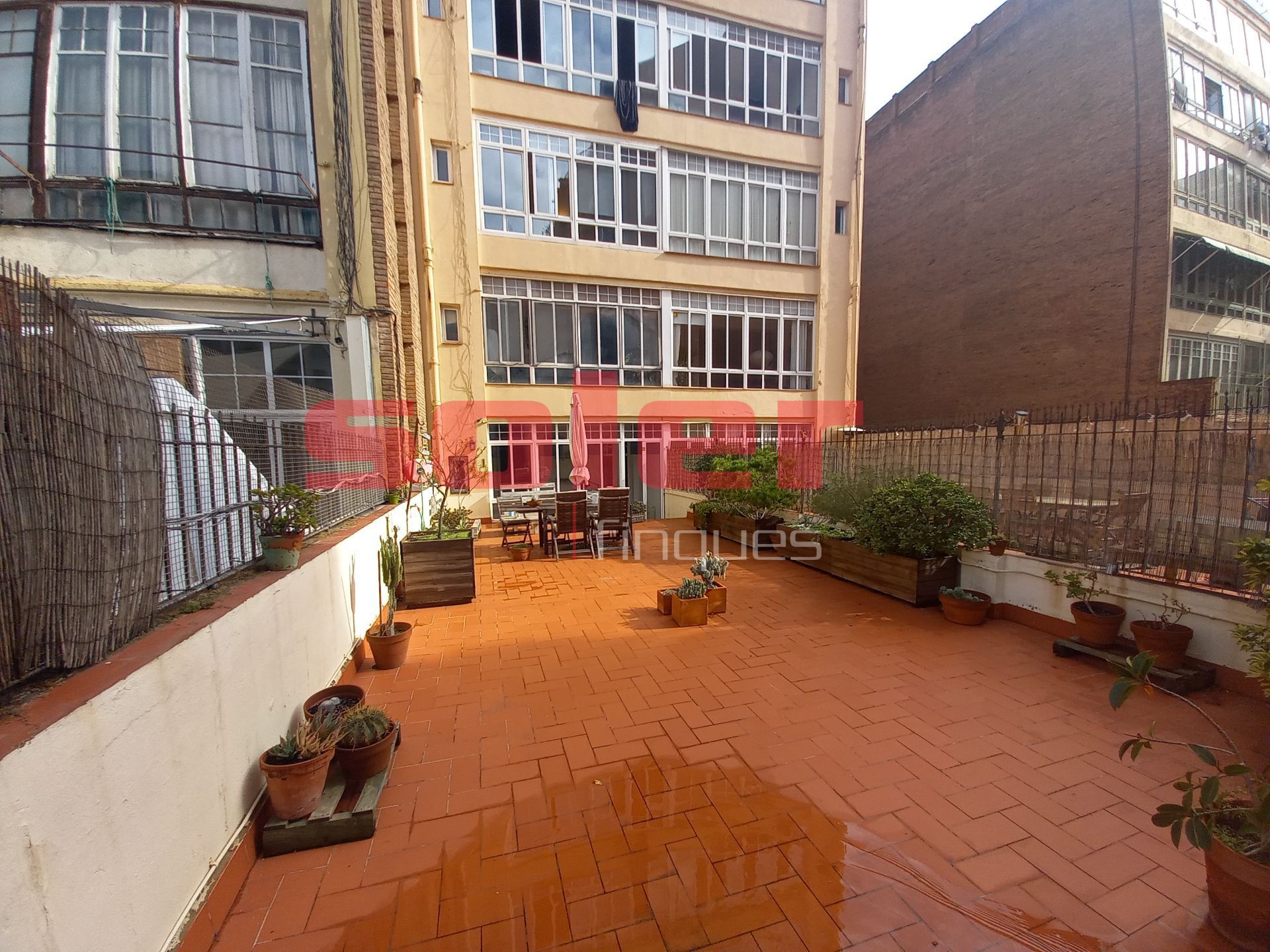 Oficina de alquiler en Vila de Gràcia, Gràcia