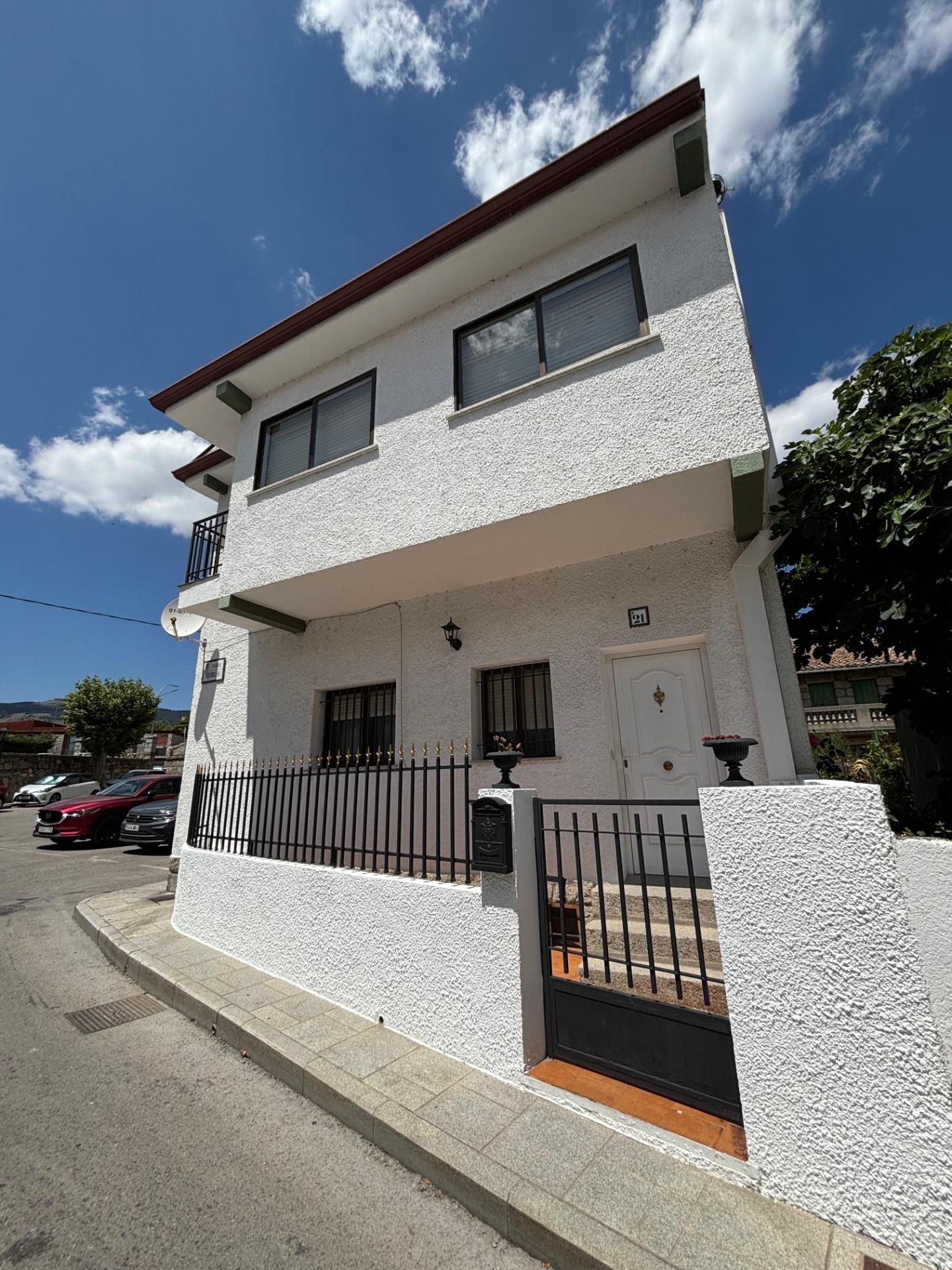 Vista exterior de Casa o xalet de lloguer en Los Molinos amb Calefacció i Balcó