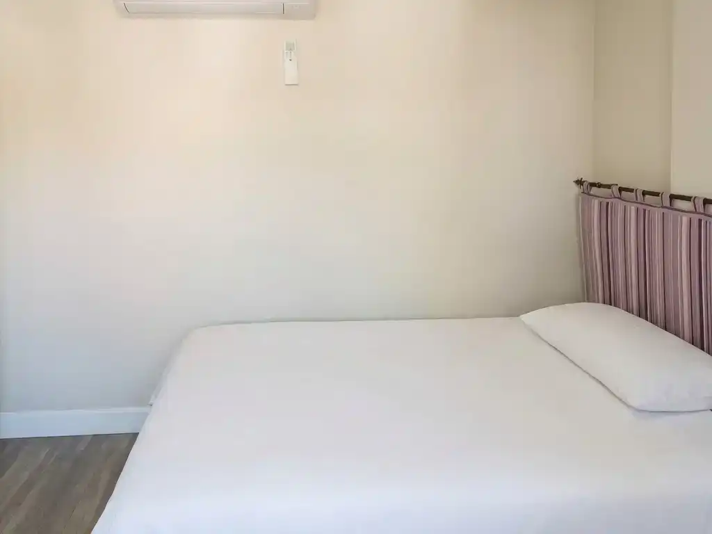 Dormitori de Casa o xalet per a compartir en Fuencarral - El Pardo