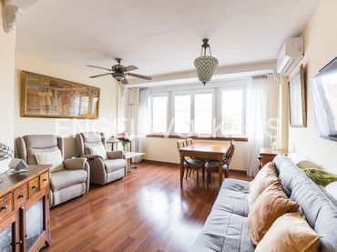 Piso con ascensor en venta en Ciudad Lineal