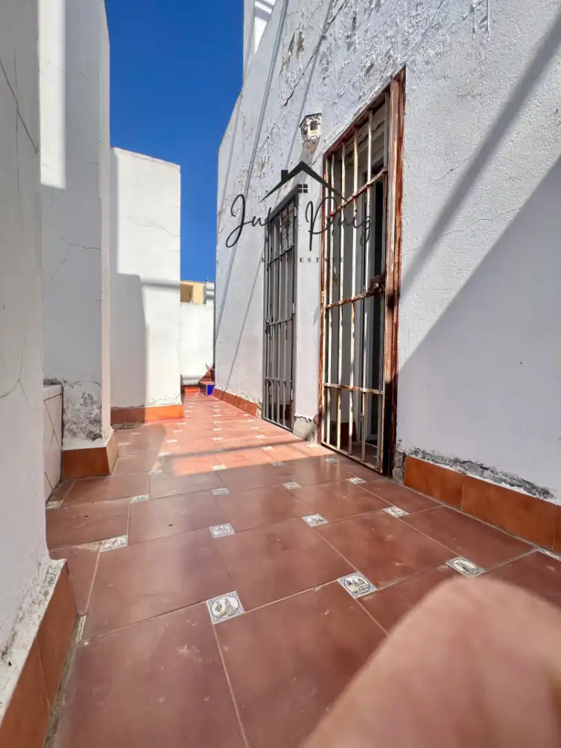 Exterior view of Houses for sale in Coria del Río  with Air Conditioner, Terrace and Storage room