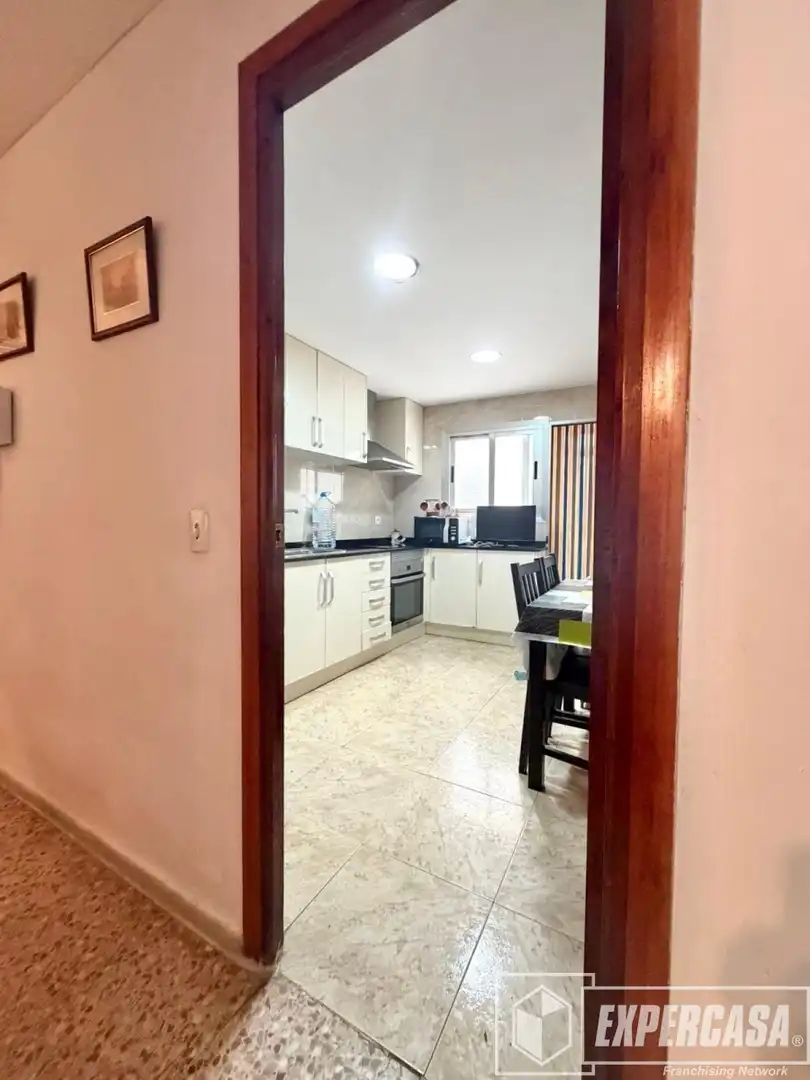 Cocina de Piso en venta en Valencia con Aire acondicionado y Amueblado