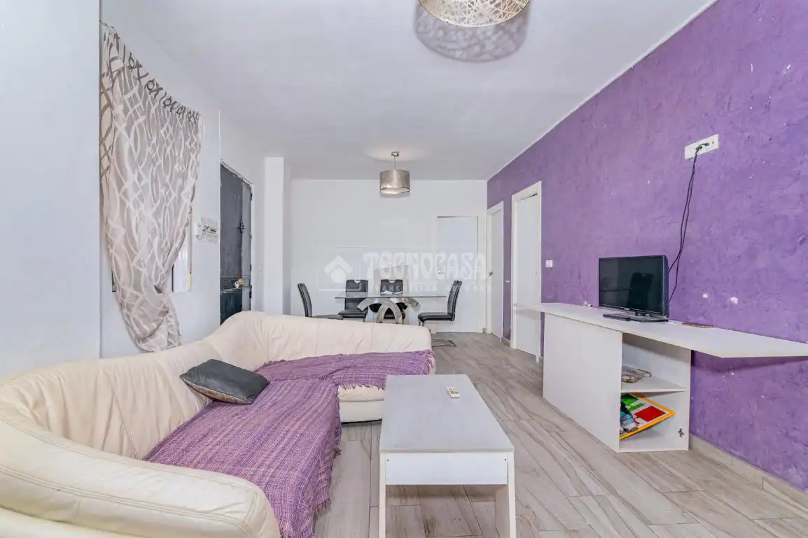 Living room of Detached homes for sale in Granada  with Air Conditioner and Terrace