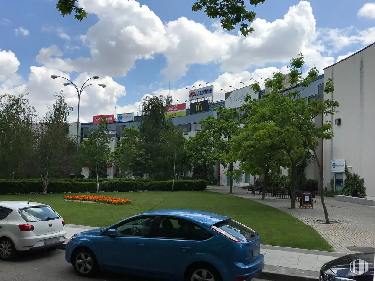 Exterior view of Commercial properties for sale in Tres Cantos